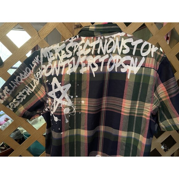 ATTITUDE PLAID Graffiti Print Plaid Button Down Shirt Men's 2XL - Picture 12 of 14